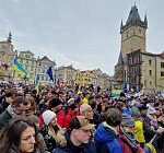 Na podporu Ukrajiny demonstrovaly tisíce lidí v Paříži