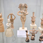 Výstava ve vsetínském zámku představuje artefakty starého Řecka