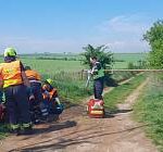 Hořící plastová hora u Lán: Zasahuje 50 jednotek