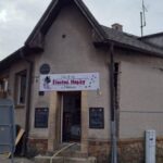 Policie šetří výbuch v kočičí kavárně v Havlíčkově Brodě