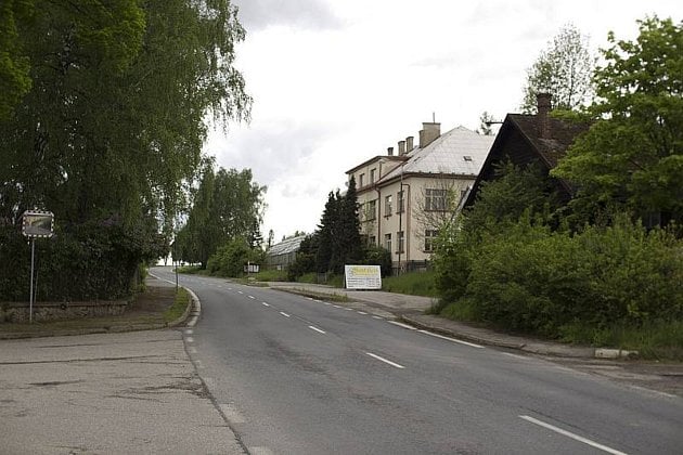 Keřkov u Přibyslavi leží na silnici první třídy číslo 19