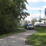 Srážka cyklistky s chodcem na cyklostezce v Brodě
