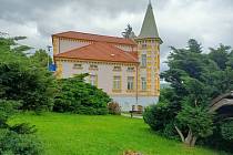 Budova bývalé České spořitelny ve Světlé nad Sázavou Budova bývalé České spořitelny ve Světlé nad Sázavou