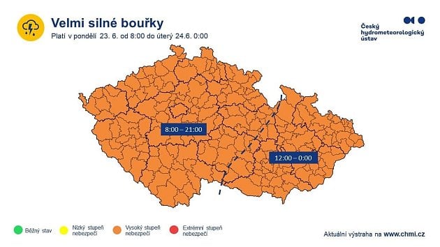 Velmi silné bouřky hrozí na Havlíčkobrodsku: Doprovodí je nárazy větru a kroupy