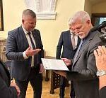 Prezident Pavel splnil slib