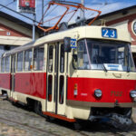 Na nostalgickou linku 23 v Praze vyjedou o víkendu dvě zrenovované tramvaje T3
