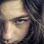 Co prozradí způsob, jakým mluvíme? Vědci hledají stopy psychopatických rysů